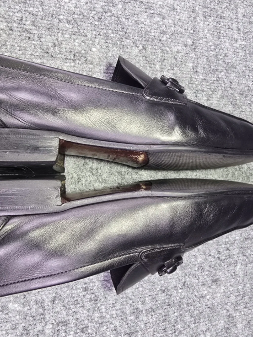 Salvatore Ferragamo Black Leather Gancini Bit Loafers - Size 9.5 D
